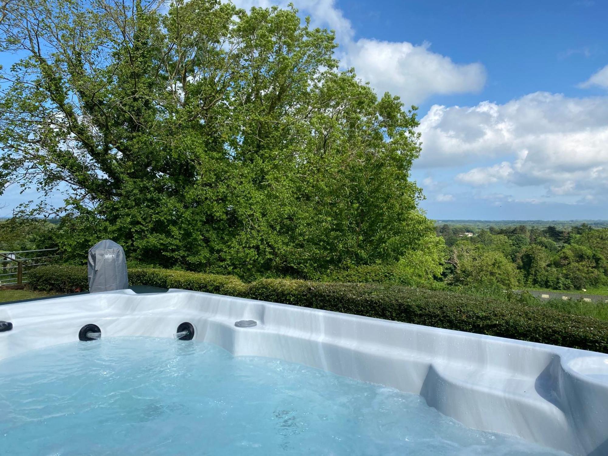 Carrick Beg Self Catering Holiday Accommodation With Hot Tub Sulby  外观 照片